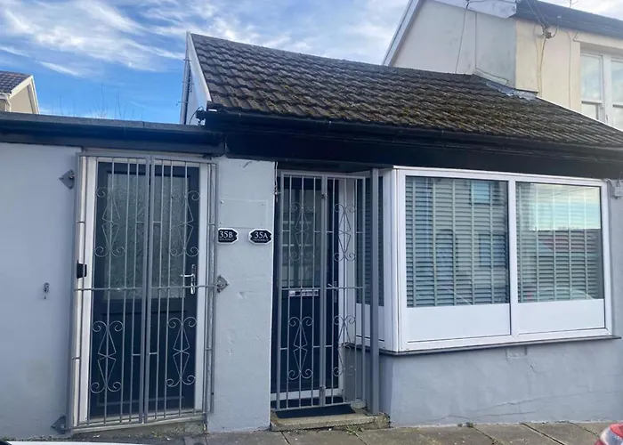 Beautiful 3-Bed Apartment In Merthyr Tydfil