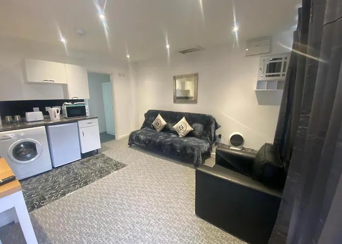 Beautiful 3-Bed Apartment In Merthyr Tydfil